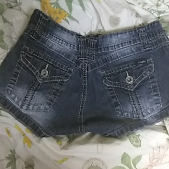 Jean Shorts SUMMERS END SALE - Picture 2 of 2
